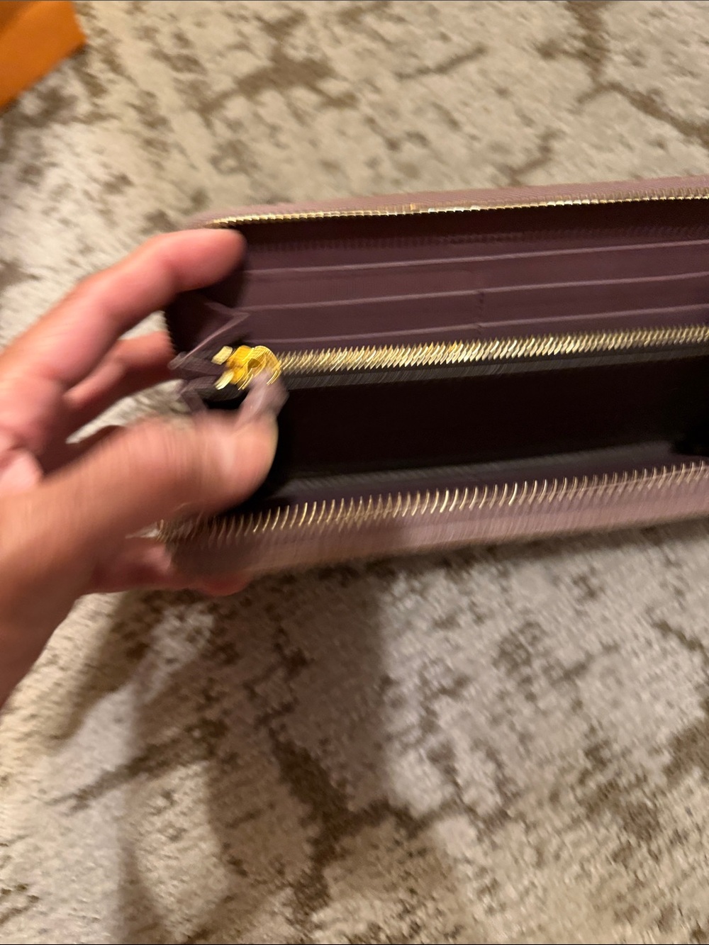 Bottega Veneta Mauve Pink Intrecciato Zip Wallet - Picture 3 of 3